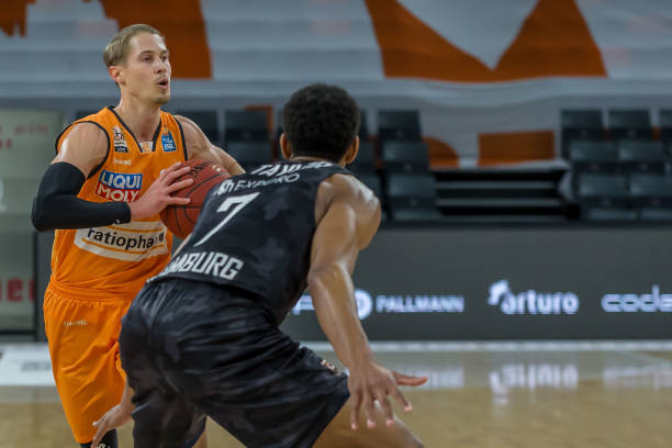 球队敲响了 球队敲响了